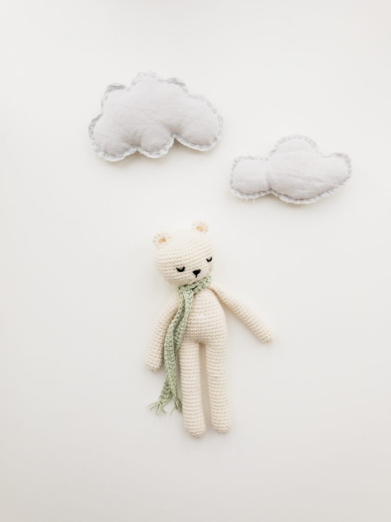 white bear amirugumi knitted doll